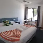 Ocean Parade Motel