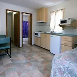Clog Barn Caravan Park