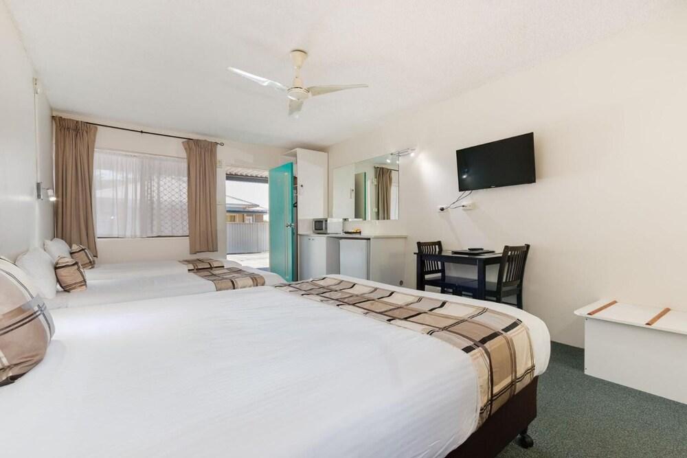 Pacific Palms Motel