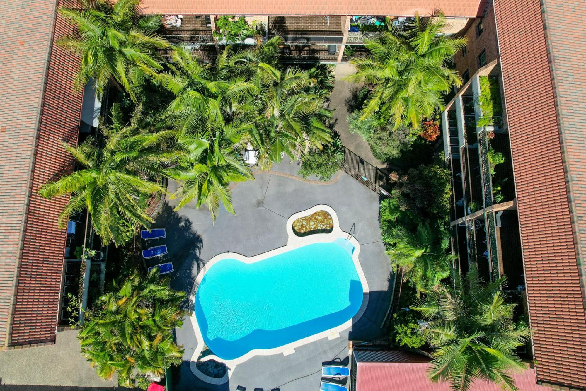 Apartment Hawaiian Gardens 22 *