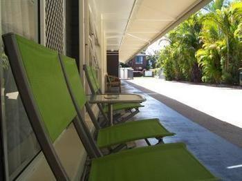 Aparthotel Oceana Units 4*