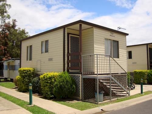 Hotel Clog Barn Coffs Harbour