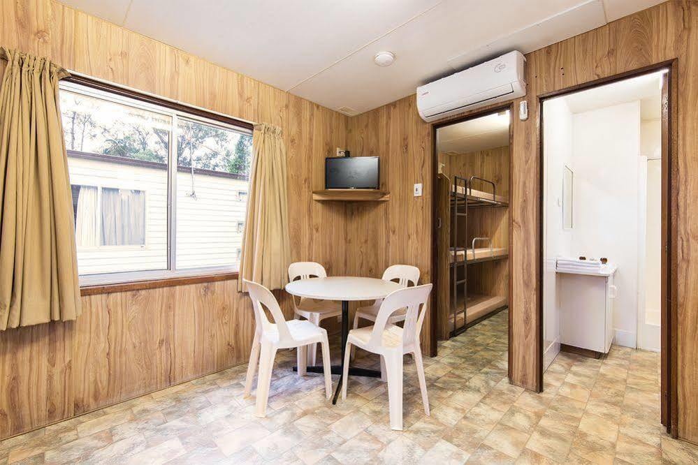 Hotel Clog Barn Coffs Harbour