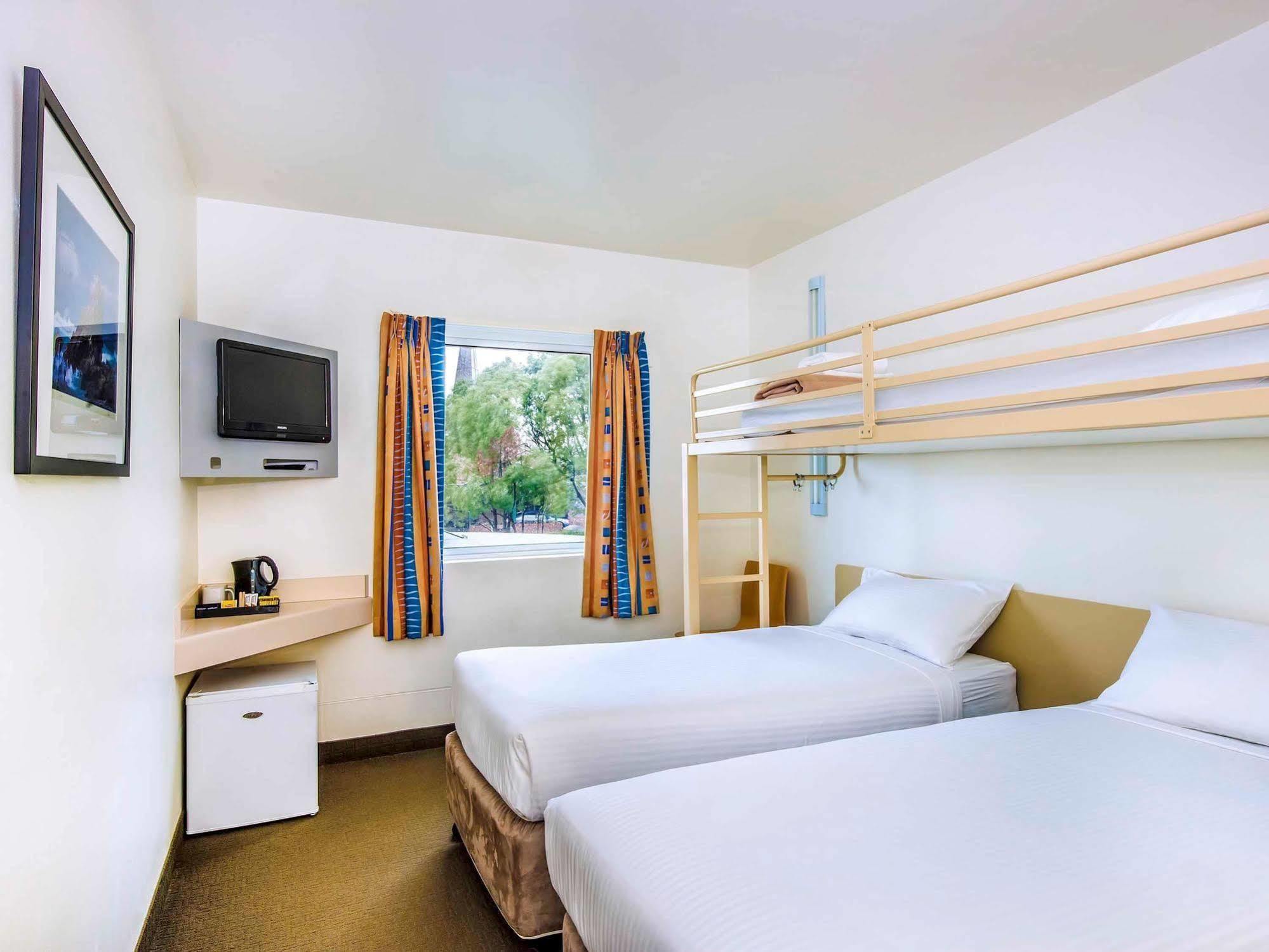 Ibis Budget